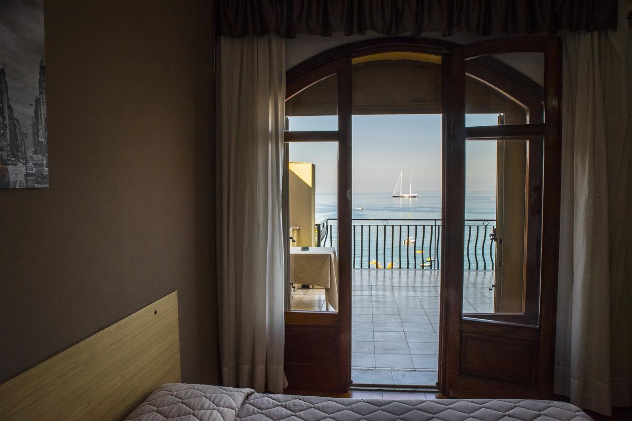 Hotel La Sirenetta 贾迪尼-纳克索斯 外观 照片